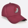 Structured 5 Panel With Pre Curved Peak Maroon